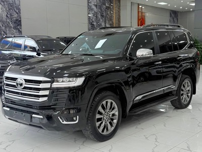 Bán Land Cruiser LC300 VXR Trung Đông sản xuất 2023. 1