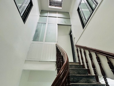 Nhà 2 tầng Chợ Đôn - Thiên Lôi 4