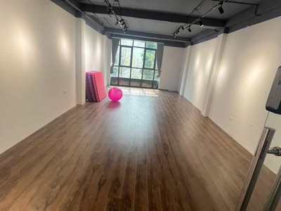 Cho thuê nhà 7 tầng,vị trí đẹp,gần ngã tư   tiện kinh doanh đa ngành khu Văn Khê,Hà Đông 3
