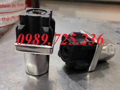 Chân Tăng Chỉnh Inox Bọc Nhựa Vuông 30x30 1
