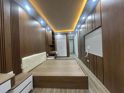 Nhà xây mới đẹp gần phố Tôn Thất Tùng ngõ thông thoáng 34m2 x 5T nội thất đẹp, hơn 9 tỷ 3