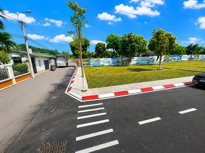 Cần bán 100m2 full thổ lô góc mặt tiền đường ngay cổng trường DHQG 1