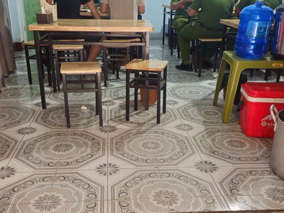 Sang nhượng quán cơm phố lê văn hiến 3