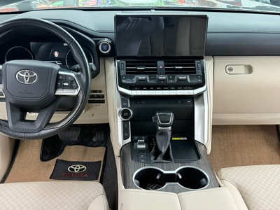 Bán Land Cruiser LC300 sản xuất 2021 6