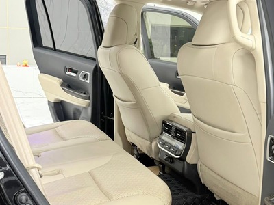 Bán Land Cruiser LC300 sản xuất 2021 10