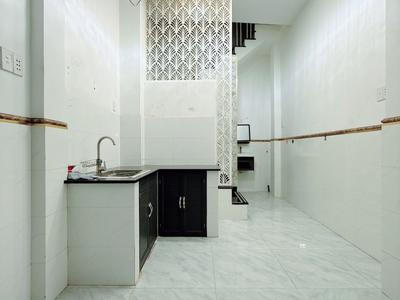 Ông Ích Khiêm Q11 23m2 2 tầng 2pn 2wc SHR chỉ 3.2 tỷ 0