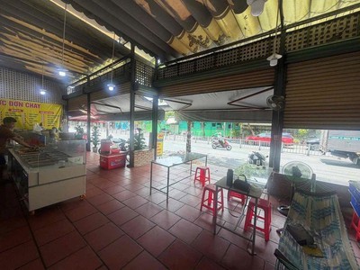 Cho thuê nhà mặt tiền kênh tân hóa q.tân phú 200m , ngang 17.5m - cạnh ngã tư đầm sen 3
