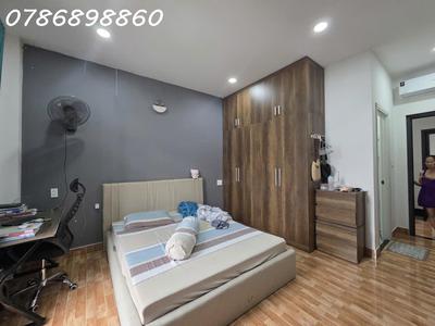 Bán nhà hẻm 88 nguyễn văn quỳ quận 7 4