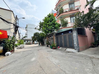 Nhà đẹp Gò Vấp - Vài bước ra mặt phố - Nhỉnh 5 tỏi 0