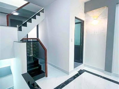 Nhà mt đường thái phiên phường 2 cũ quận 11. 2