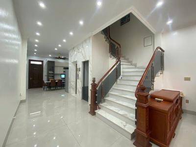 Cho thuê nhà 6 phòng ngủ có thang máy sẵn đồ võ cường 2