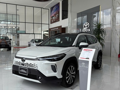 Chỉ 164 Triệu   Sở Hữu Ngay Toyota Corolla Cross 1.8v Thời Thượng 4
