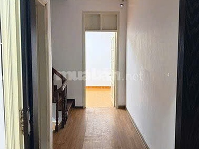Cần cho thuê nhà nguyên căn mặt phố số 13 lê đại hành - hai bà trưng 2