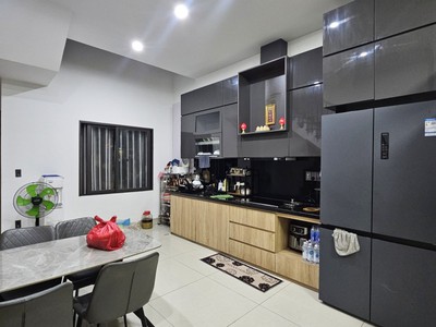 Bán nhà 3 tầng đường đa mặn, 70m2, 3pn, gần lê văn hiến, giá 7.2 tỷ 0