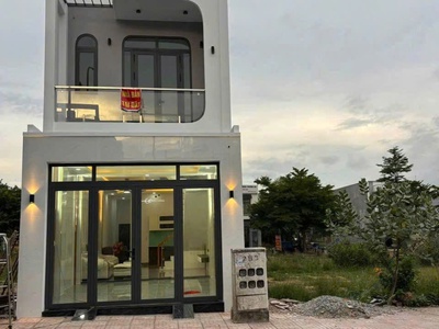 Nhà 2 tầng SHR sẵn chỉ 2 tỷ 250 0