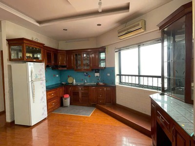 Cho thuê chung cư 71 Nguyễn Chí Thanh, 75m, 2 phòng ngủ, đủ đồ 13,5 triệu 0