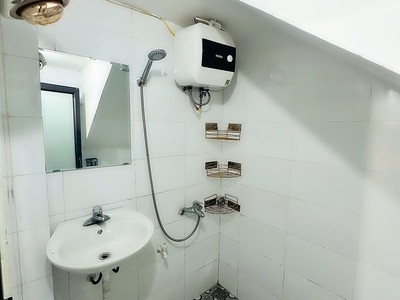 .Nhà 2,5 tầng Vũ Chí Thắng - Lê Chân 2