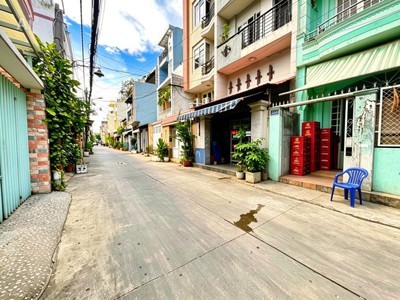 Bán đất hẻm xe tải sát chợ Hoa Đầm Sen Q11 112m2 chỉ 12.3 tỷ 1