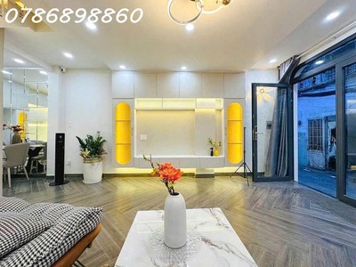 Bán nhà xây mới mặt tiền hẻm 3m quận 7 3