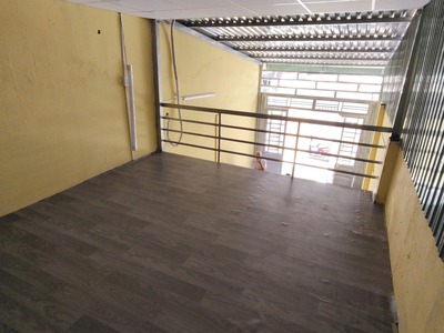 Cho thuê nhà nguyên căn hẻm oto - ĐƯỜNG 9 LINH TÂY, 50m2 giá 5tr 2