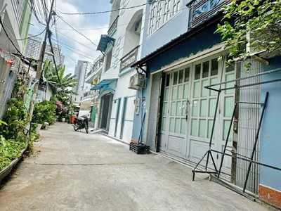 Bán nhà phố mới hoàn thiện full nội thất hẽm thoáng Huỳnh Tân Phát. Q7 6