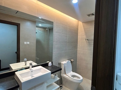 Bán Căn Hộ Cc cao cấp Discovery Central 67 Trần Phú 117m2, 3pn view triệu đô QUẢNG trường Ba Đình 18