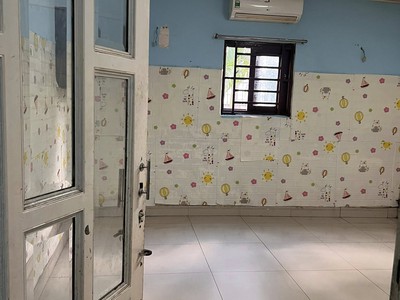 Cho thuê nhà NC mặt tiền đường 37, Phường Hiệp Bình Chánh. 2pn1wc Giá 9tr/tháng 1