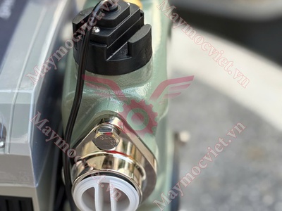 Máy bơm tăng áp biến tần Shirai WI-E800 giá rẻ 2