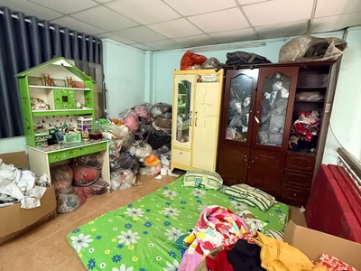 H2368 bán lỗ nhà mặt tiền, kinh doanh sầm uất 1