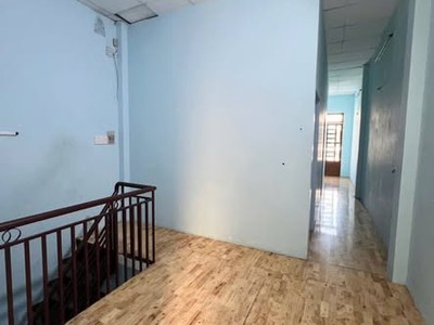 Nhà 2 tầng đường số 10- p.bình tân 0