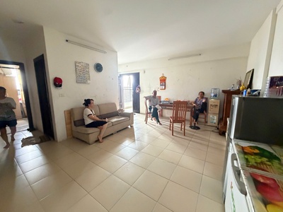 Cho thuê căn 3pn 90m2 cực rộng tại 283 khương trung chung cư cao tầng 1
