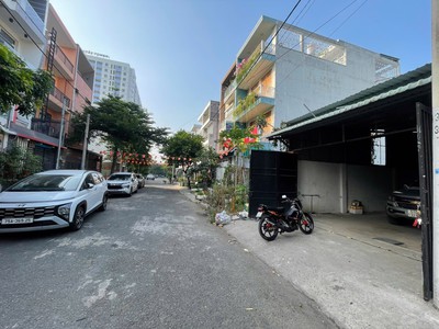 CHO THUÊ KHO/XƯỞNG NHÀ 100m 10TR, Mặt Tiền Đường D3, phường Linh Tây 3