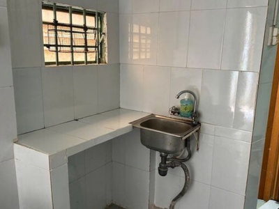 Cho thuê nhà nguyên căn gần Vincom Thủ Đức, SD 48m2 gồm 1PN 1WC, ở ngay, 3.6tr/tháng 5