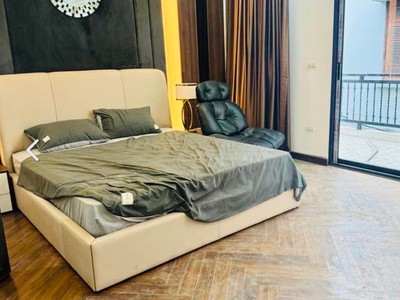 Bán nhà phố vip thái hà, lô góc 3 mặt thoáng, ô tô tránh vỉa hè, 70m, 6 tầng, chỉ 30 tỷ 3