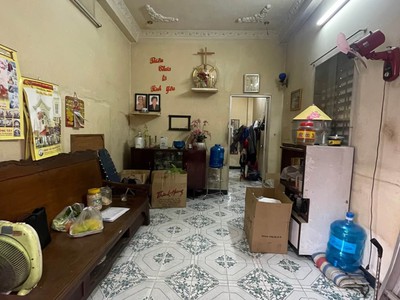 K2376   chỉ 1 căn ra mặt tiền phan văn trị 0