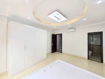 Nhỉnh 9 tỷ trung tâm đống đa, nhà mới 6 tầng thang máy, thiết kế hiện đại, thang máy nhập, chủ 3