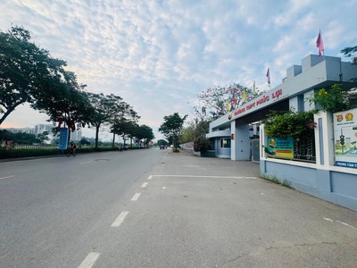 Bán đất mặt phố phúc lợi 83m2- lô góc 2 mặt tiền hơn 25 tỷ 1