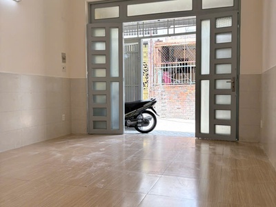 Chot thuê nhà DT: 100m2, 3PN Đường Nguyễn Thị Định, P. Cát Lái 6