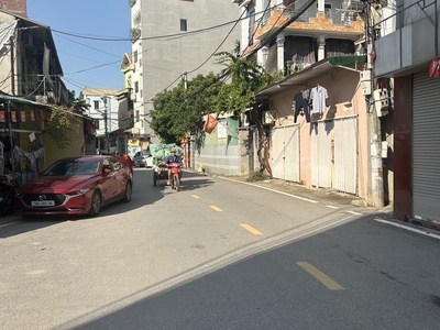 Nhà Đẹp Di Trạch Hoài Đức - 40m 6 tầng - ô tô đỗ cửa - Lô Góc 5.95ty 0
