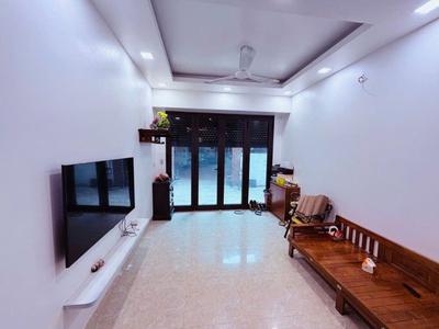 Bát khối ô tô đỗ cửa full nội thất 2 thoáng 1