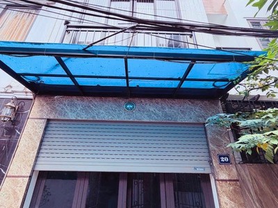 Bát khối ô tô đỗ cửa full nội thất 2 thoáng 2