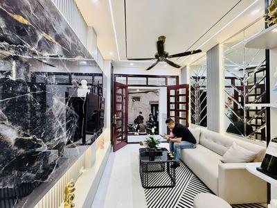 N.hà xây mới phố Hồng Mai Hai Bà Trưng 40mx4T lô góc giá hơn 9 tỷ 2