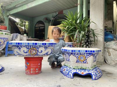 Cơ sở chậu hoa Thế Sơn - chậu hoa dán sành sứ - chậu khảm sành - cẩn miễng 1