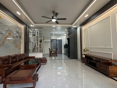 Bán nhà 3 tầng độc lập ĐẸP Cam Lộ, Hùng Vương, Hồng Bàng, Hải Phòng. Ô tô đỗ cửa 6