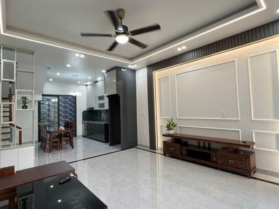 Bán nhà 3 tầng độc lập ĐẸP Cam Lộ, Hùng Vương, Hồng Bàng, Hải Phòng. Ô tô đỗ cửa 2