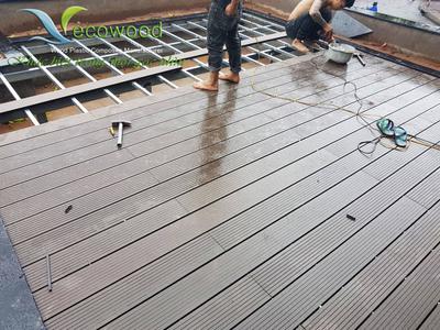 Cung cấp và lắp đặt thi công sàn gỗ ngoài trời 3