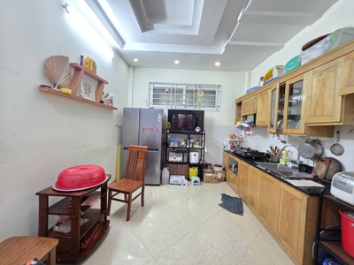 Bán nhà đẹp phố Nguyễn Khánh Toàn ô tô đỗ cửa giá 12,2 tỷ 1