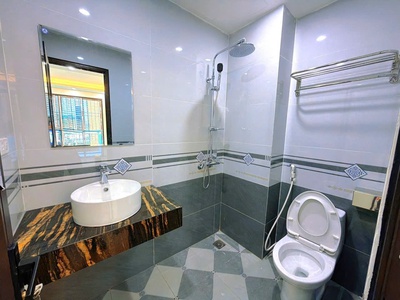  Bán nhà xây mới phố Hoàng Ngân   Lê Văn Lương   6 tầng thang máy giá 15 tỷ  11