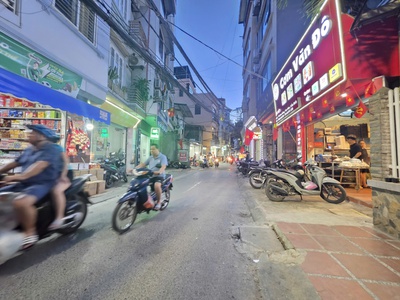 Bán nhà phố Hoa Bằng Yên Hòa có 10 phòng cho thuê dòng tiền 25tr/tháng giá 16 tỷ 0