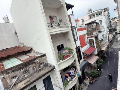 Nhà đường chấn hưng quận tân bình phường 6 cũ. 4